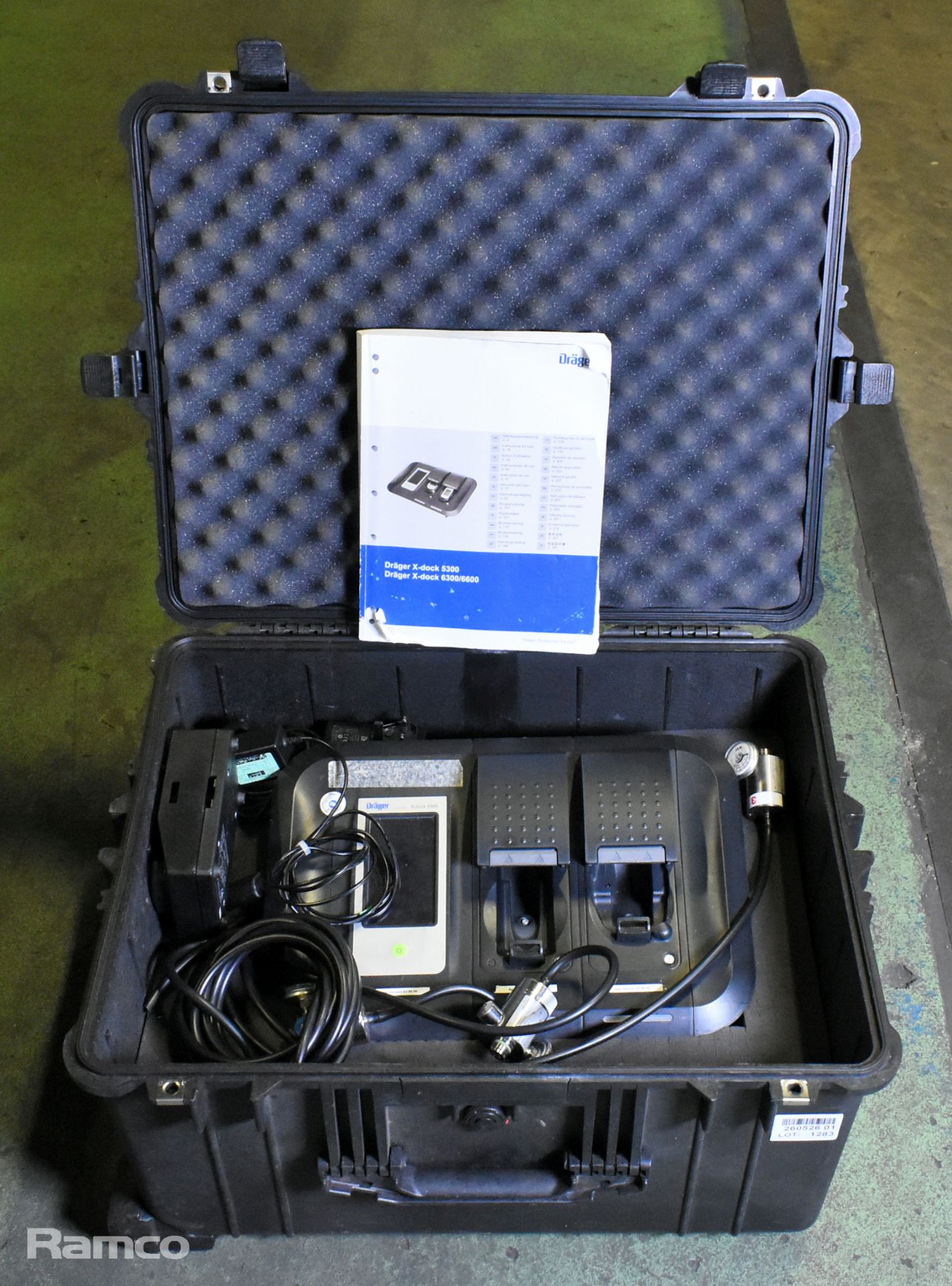 Drager X-Dock 6300 gas monitor tester with 3x regulators, PSU unit, manual and black peli case