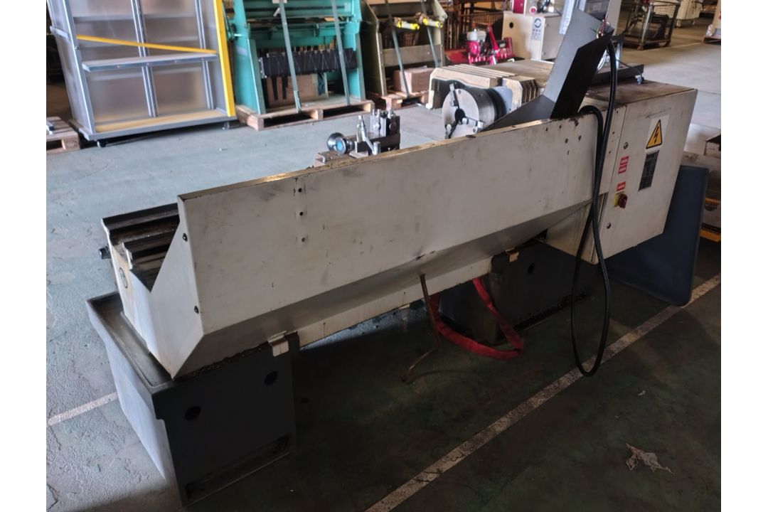 600 Lathes Ltd Colchester Triumph VS 2500 lathe - full details in the description - Image 12 of 13