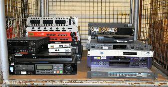 Audio visual mixed accessories - Smartview Pro Adder SV12-12 port & much more - see pics & desc.