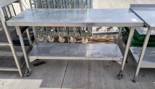 Movable Metal table with bottom shelf - W 1495 x D 590 x H 855mm