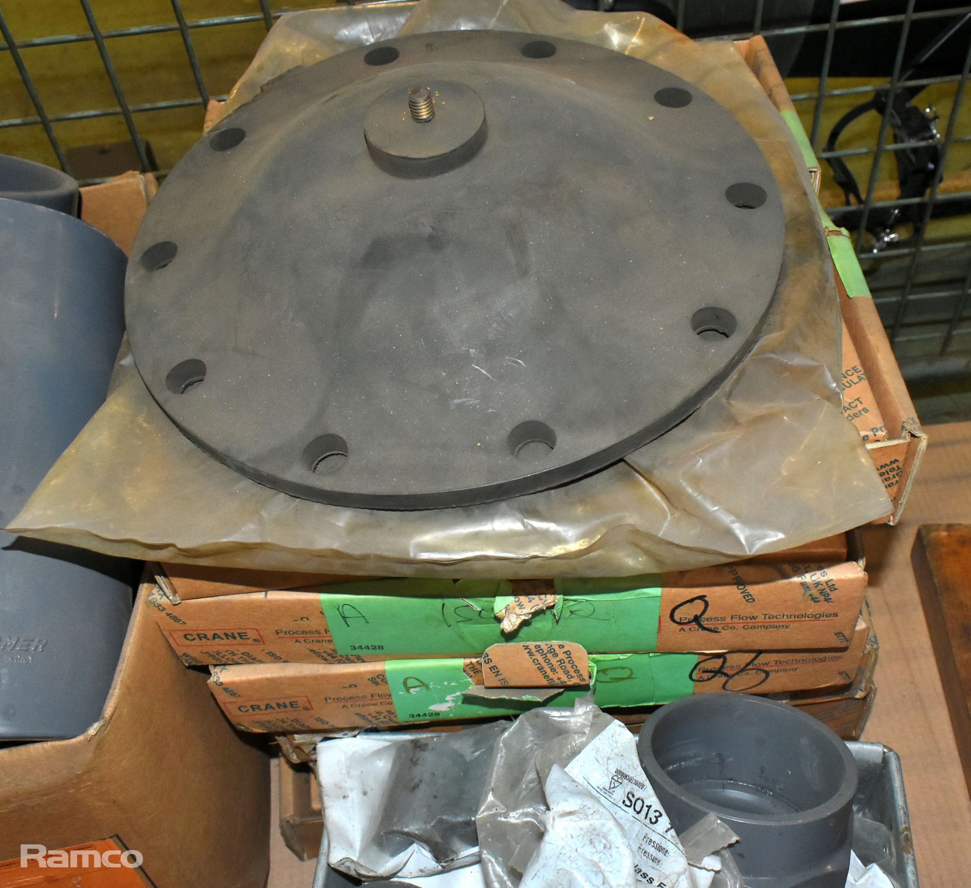 Workshop equipment and consumables - engineers squares, pipe fittings, diaphragms and bearings - Image 3 of 11