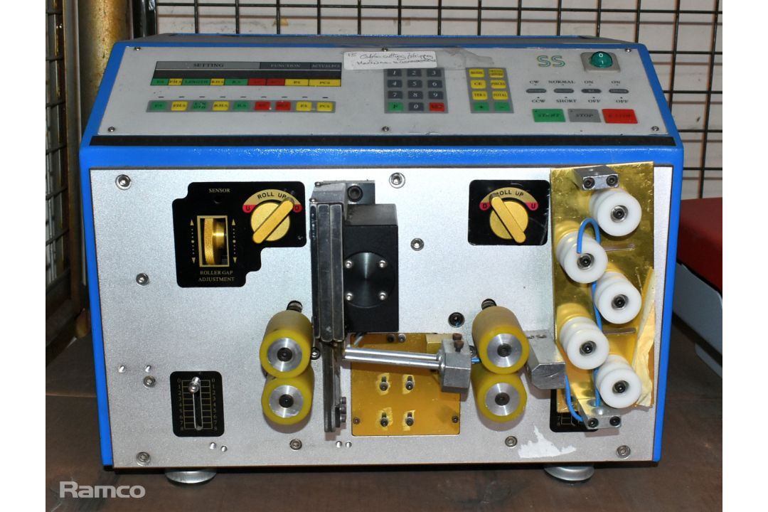 Junsen Precision Machinery Factory SS - cable cutting/stripping machine with accessories - Image 2 of 9