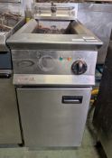 Lincat OG8115/OP/N double-basket single tank fryer - W 400 x D 900 x H 1080mm - missing baskets
