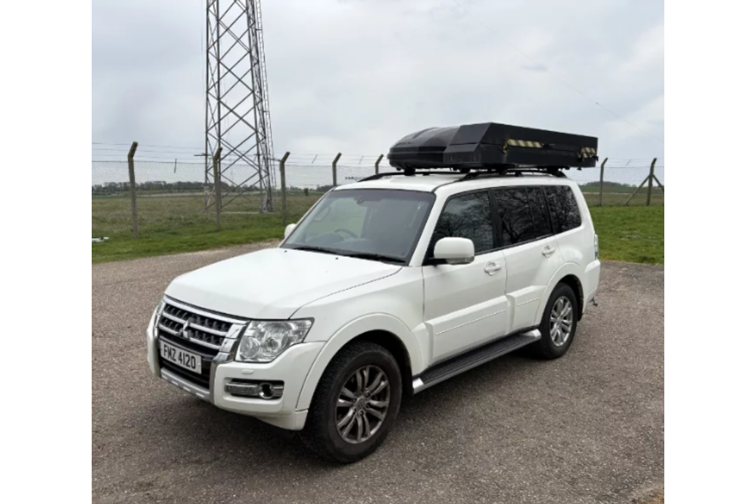 Mitsubishi Shogun 4 Work SG2 DI-D LWB – FMZ4120 (NI) – 2016 – 156480 miles – white - see desc. - Image 7 of 14