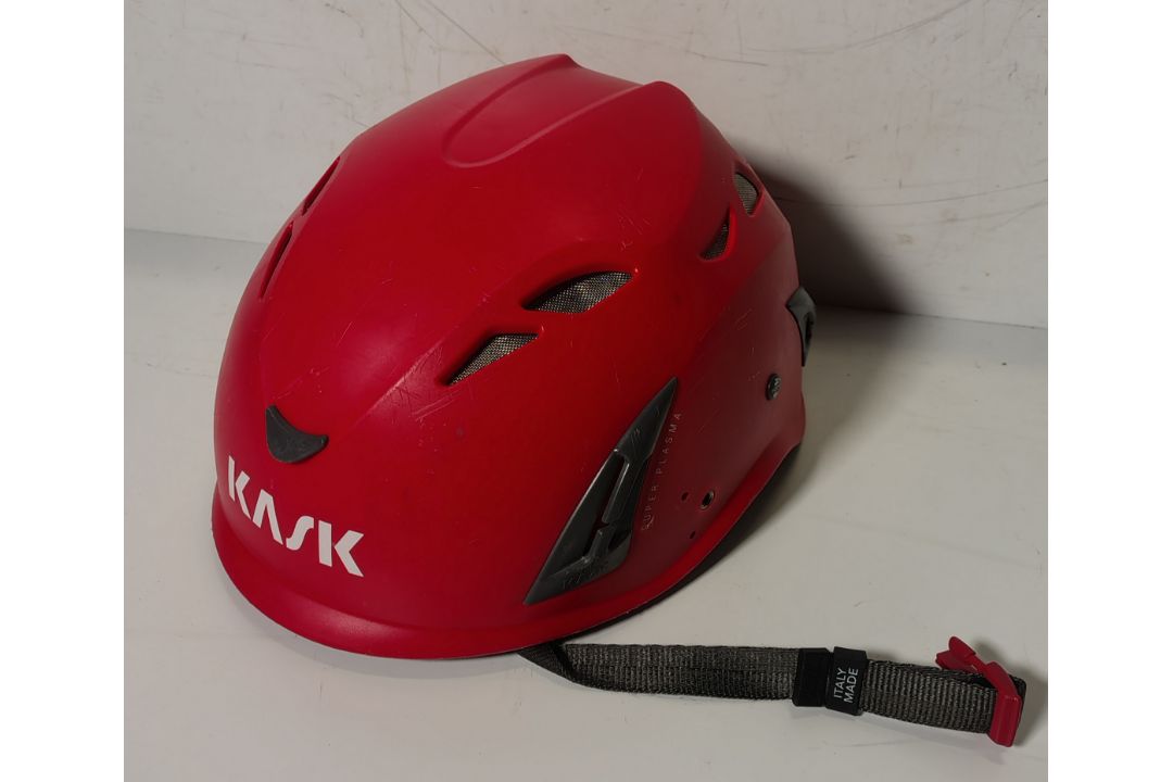 Various types of ex-military hardware and accessories - 124kg – may require repair / be incomplete - Image 11 of 25