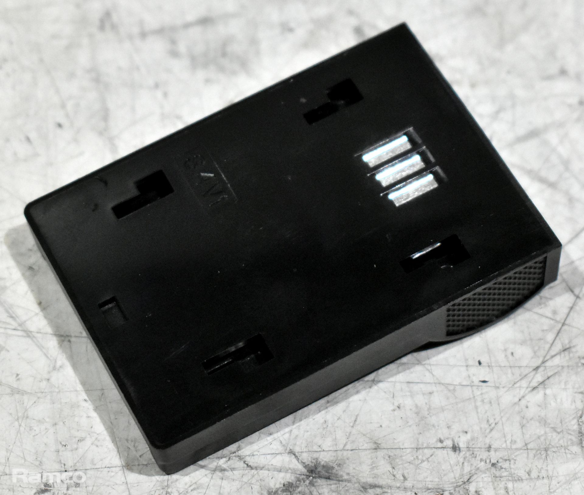 10x boxes of Hedbox rechargeable adaptor plates - one box has 6 units - Image 2 of 7