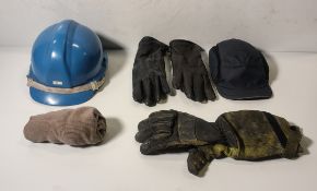 Various types of ex-military hardware and accessories - 141kg – may require repair / be incomplete