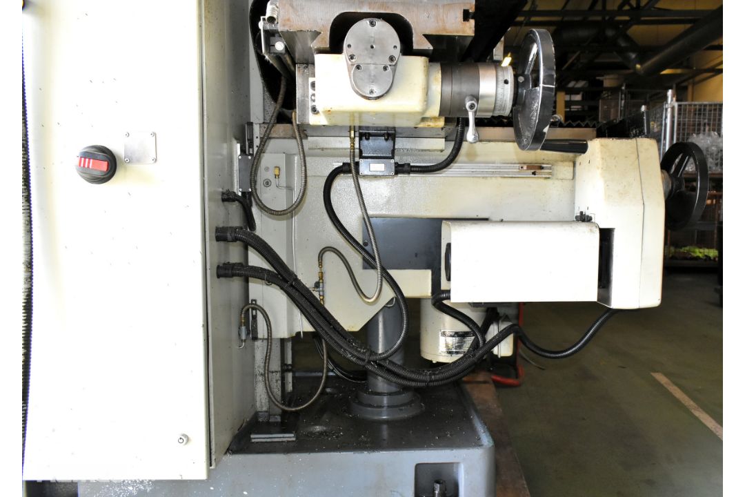 First Long Chang LC-205VSD milling machine - full details in the description - Image 3 of 15