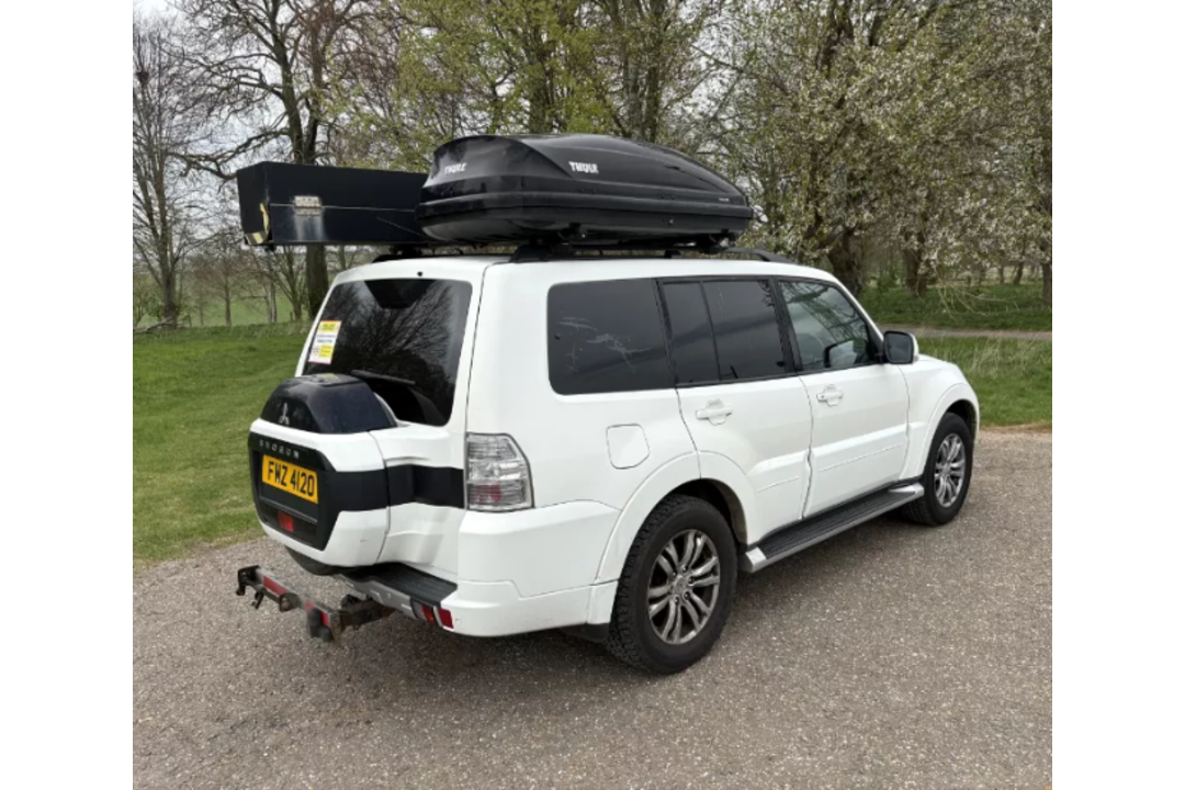 Mitsubishi Shogun 4 Work SG2 DI-D LWB – FMZ4120 (NI) – 2016 – 156480 miles – white - see desc. - Image 3 of 14
