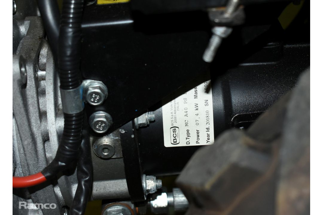 Tracmaster BCS 740 Powersafe two wheel tractor with BCS SL professional snowblade - Image 11 of 13