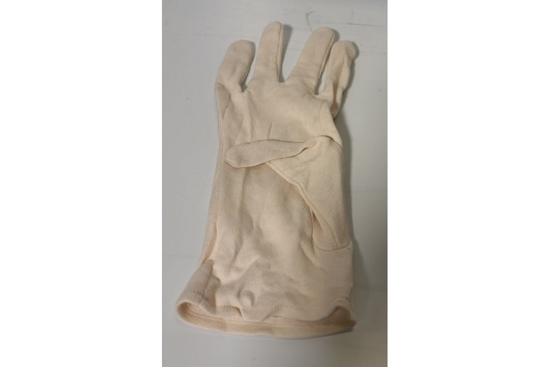 Various types of ex-military hardware and accessories - 124kg – may require repair / be incomplete - Image 9 of 25