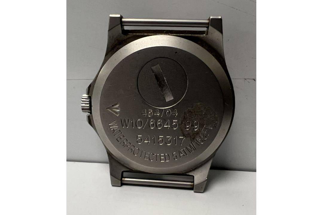 CWC W10-6645-99 British Army issue quartz wristwatch - 2004 - details in the description - Image 3 of 5