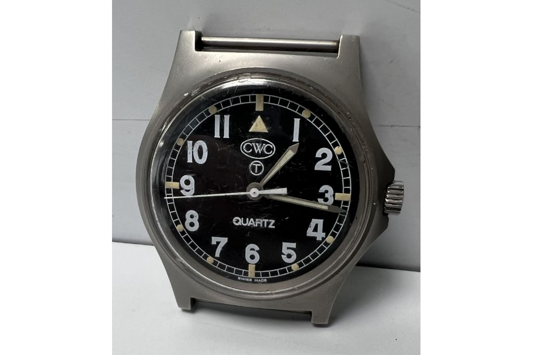 CWC W10-6645-99 British Army issue quartz wristwatch - 2004 - details in the description - Image 1 of 5