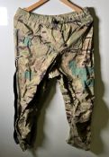 Various types of ex-military camo clothing - may include accessories - 180kg – may require repair
