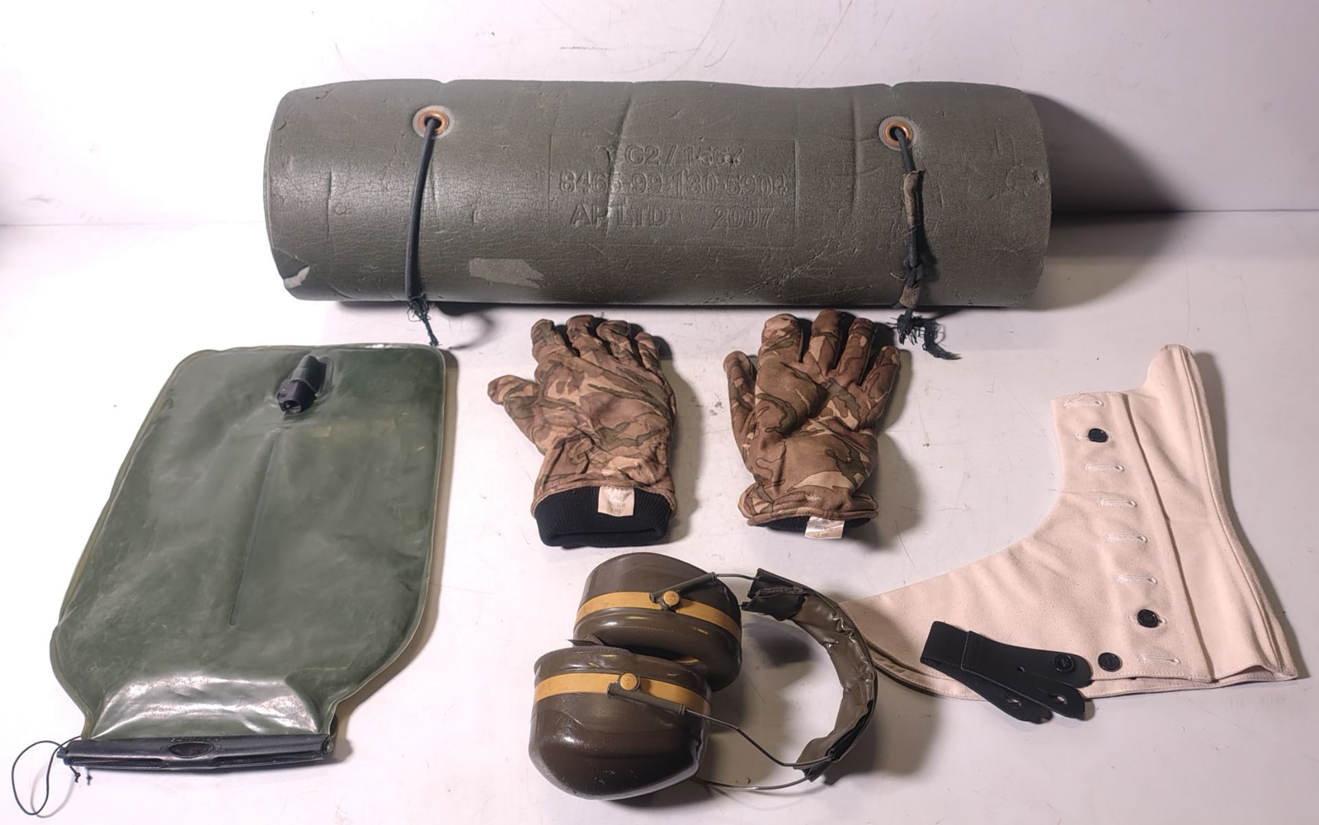 Various types of ex-military hardware and accessories - 117kg – may require repair / be incomplete