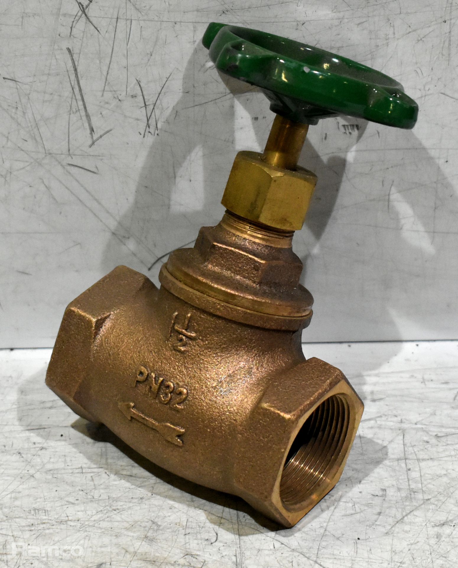Mixed size quick connect braided hoses, Mixed copper pipe connectors & much more - see desc. - Image 15 of 15