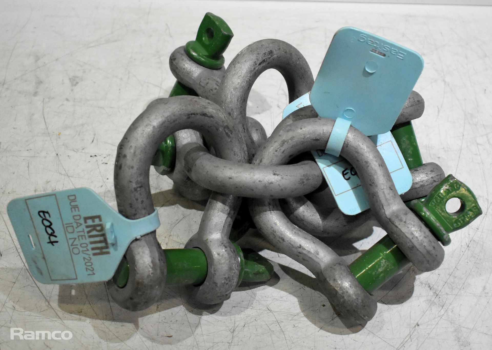 3x Sets of Pin bow shackles - BB6 WLL 6.5T - 6 per set - W 130 x D 50 x H 150mm - Image 2 of 5