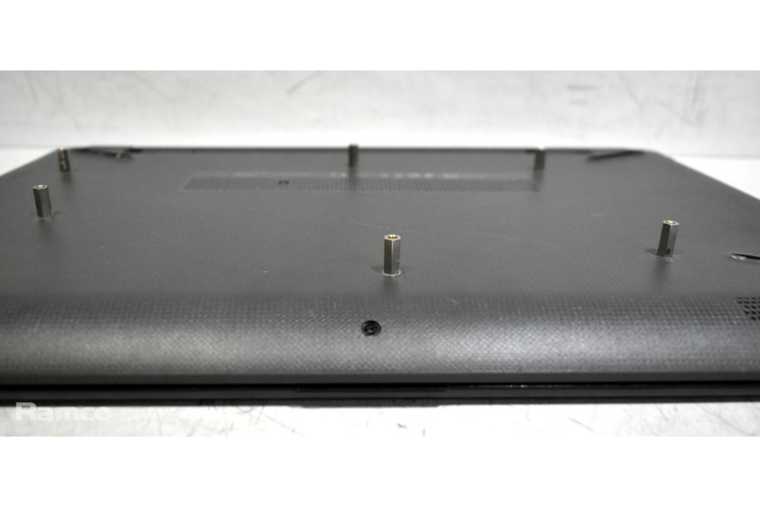 HP Laptop AMD A6-9220 @ 205GHz/RAM 4GB/storage 250GB HDD - Windows 10 Home - with PSU - Image 5 of 6