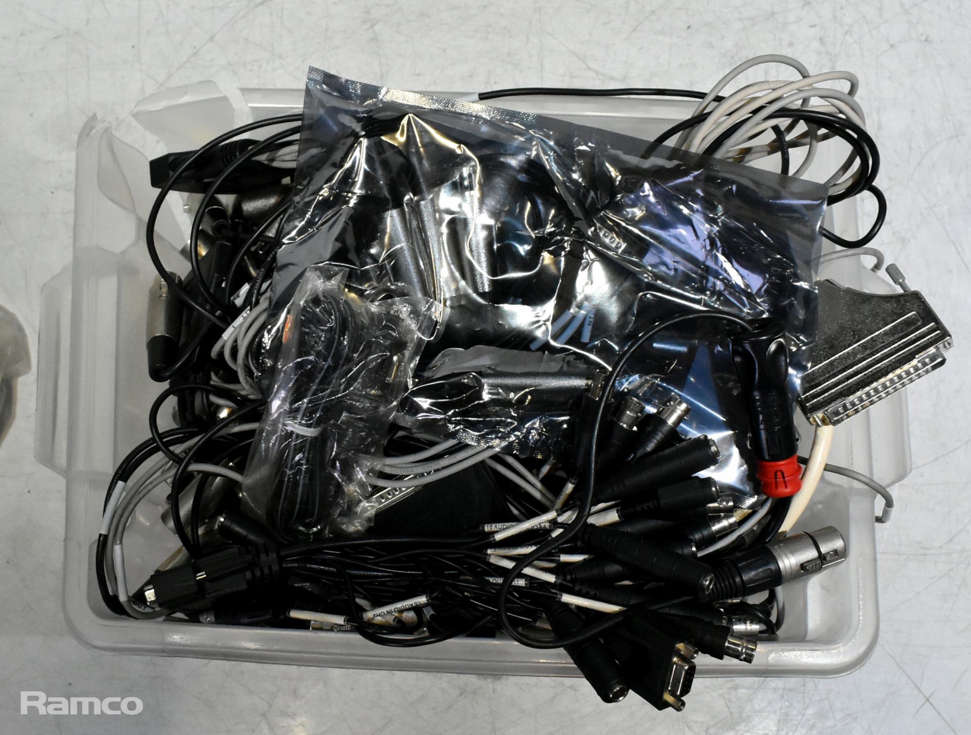 Audio visual mixed equipment - DVD duplicator, circuit boards, memory sticks and more - sse desc. - Image 4 of 26