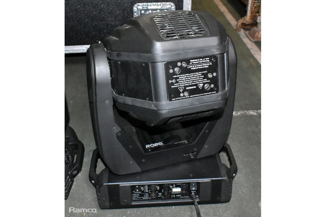 2x Robe Robin 600 spot lights in wheeled flight case - W 820 x D 590 x H 870mm - Image 8 of 12