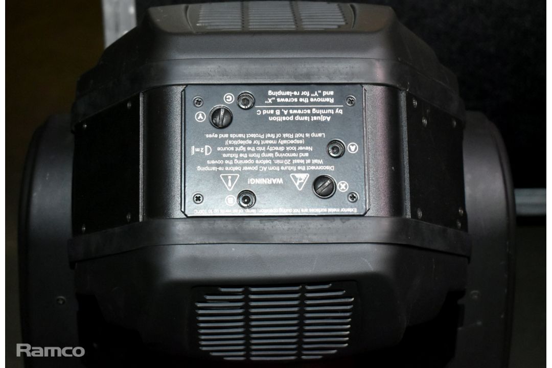 2x Robe Robin 600 spot lights in wheeled flight case - W 820 x D 590 x H 870mm - Image 9 of 13