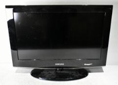 Samsung LE26A457C1D 26 inch TV with stand (some scratches) in flight case - W 750 x D 270 x H 600mm