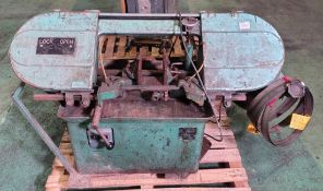 Startrite Machine Tool Co. LTD horizontal bandsaw - W 630 x D 1500 x H 950mm