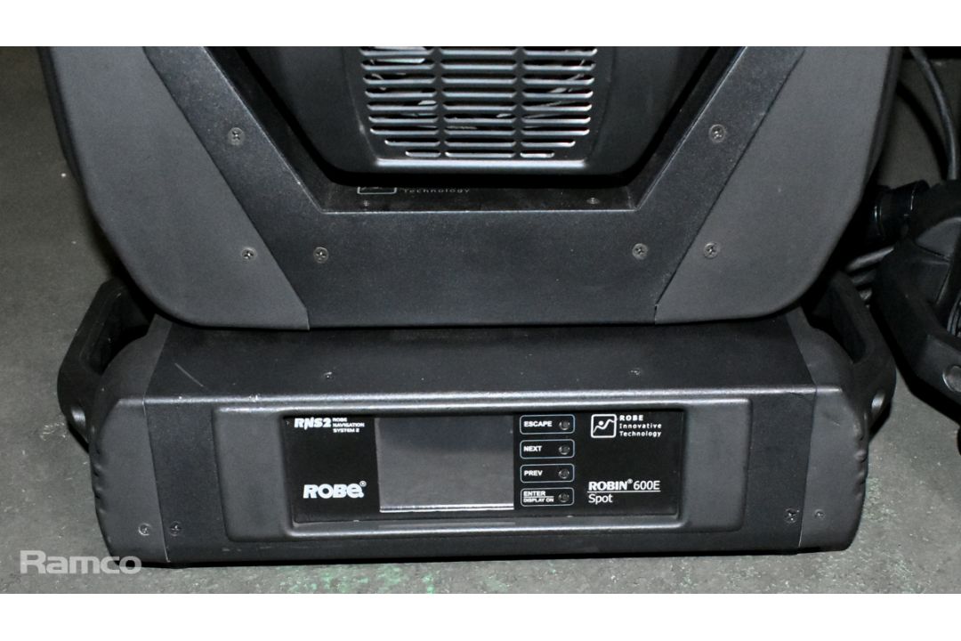 2x Robe Robin 600 spot lights in wheeled flight case - W 820 x D 590 x H 870mm - Image 4 of 12