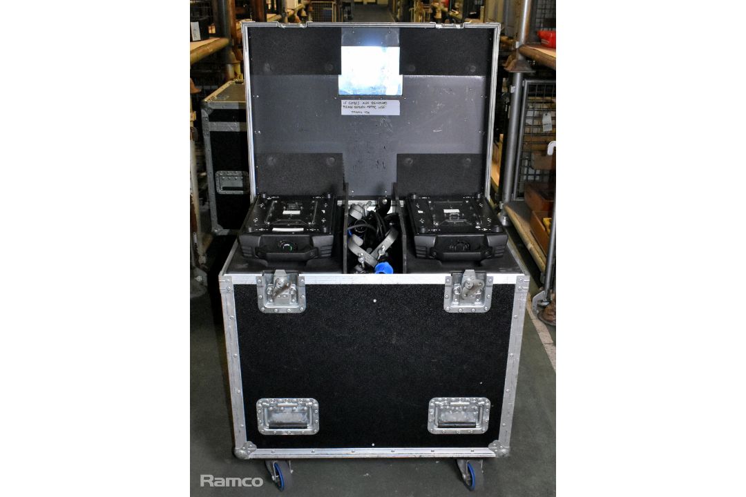 2x Robe Robin 600 spot lights in wheeled flight case - W 820 x D 590 x H 870mm - Image 2 of 13
