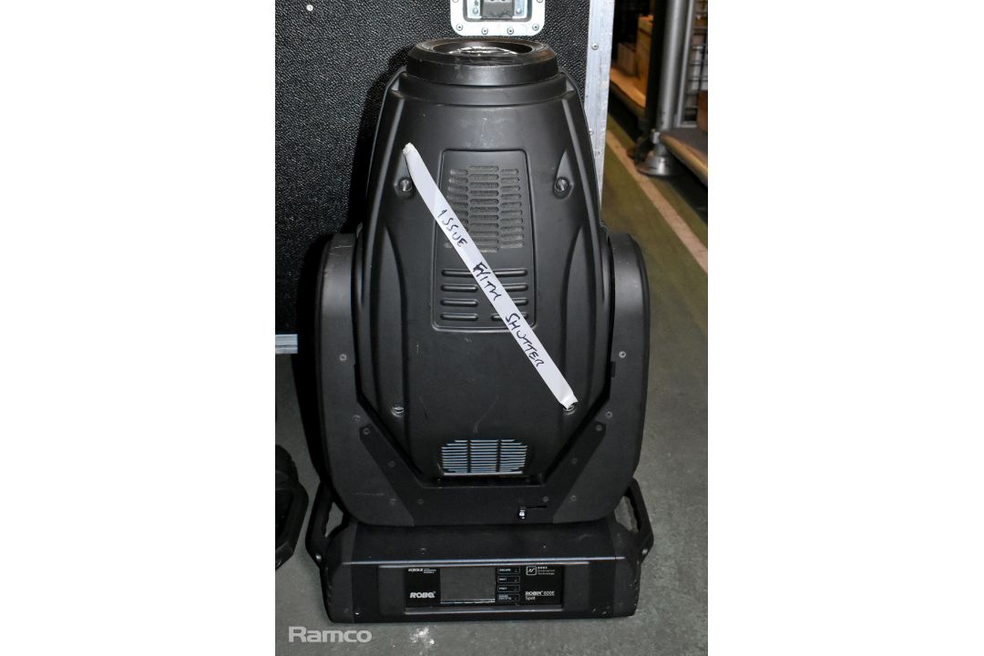 2x Robe Robin 600 spot lights (1x faulty shutter) in wheeled flight case - W 820 x D 590 x H 870mm - Image 3 of 11