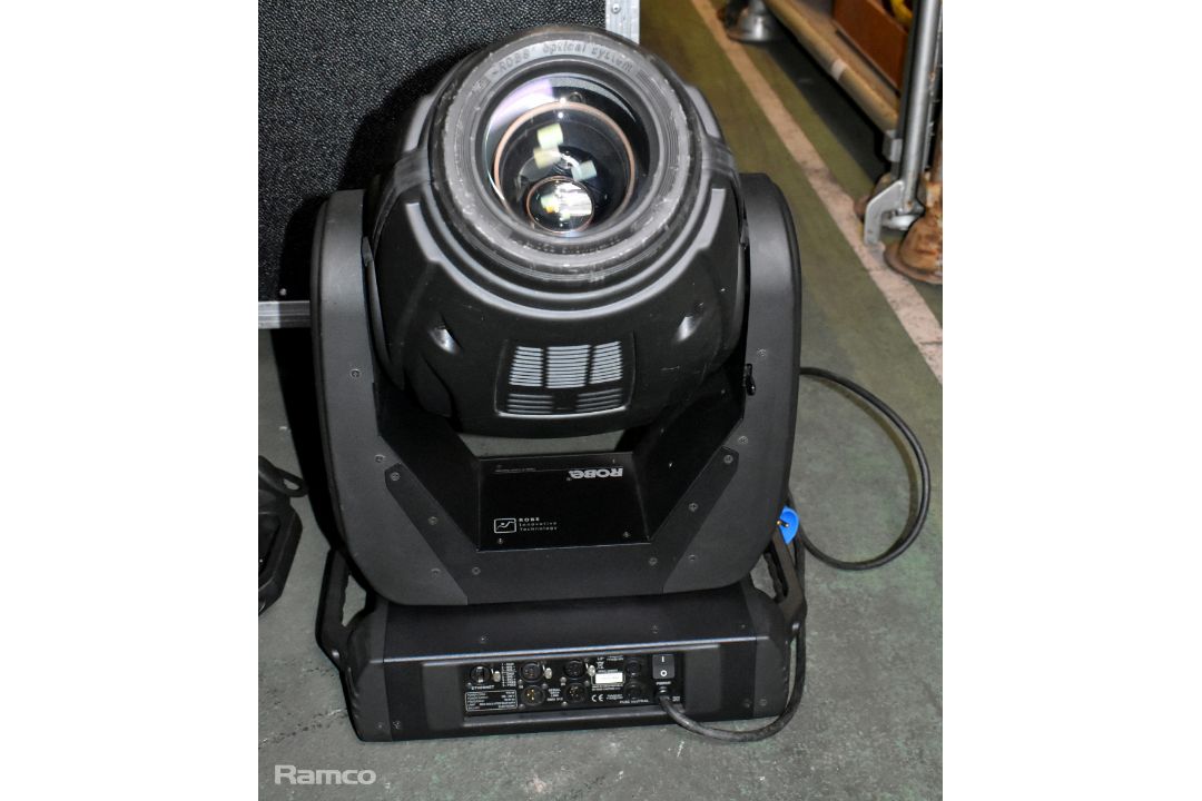2x Robe Robin 600 spot lights in wheeled flight case - W 820 x D 590 x H 870mm - Image 3 of 12