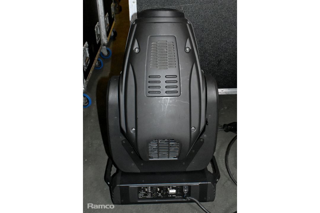 2x Robe Robin 600 spot lights in wheeled flight case - W 820 x D 590 x H 870mm - Image 7 of 10