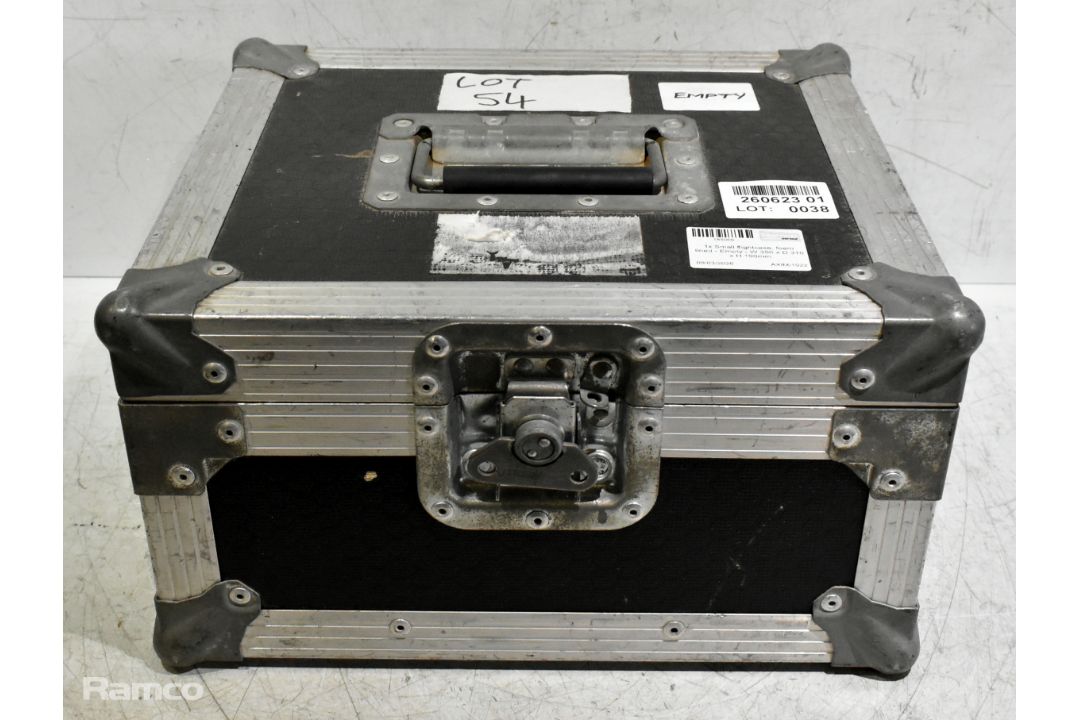 1x Small flight case - foam lined - empty - W 350 x D 310 x H 190mm - Image 1 of 4