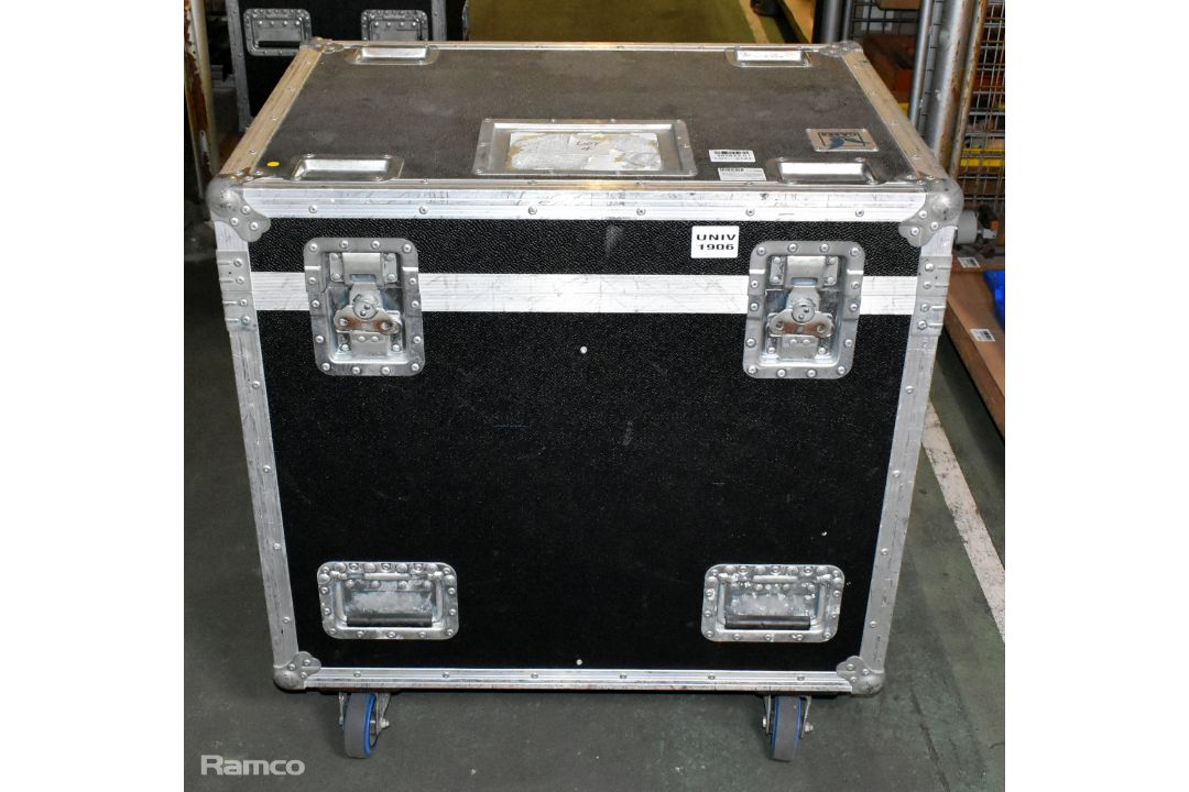 2x Robe Robin 600 spot lights in wheeled flight case - W 820 x D 590 x H 870mm - Image 12 of 13