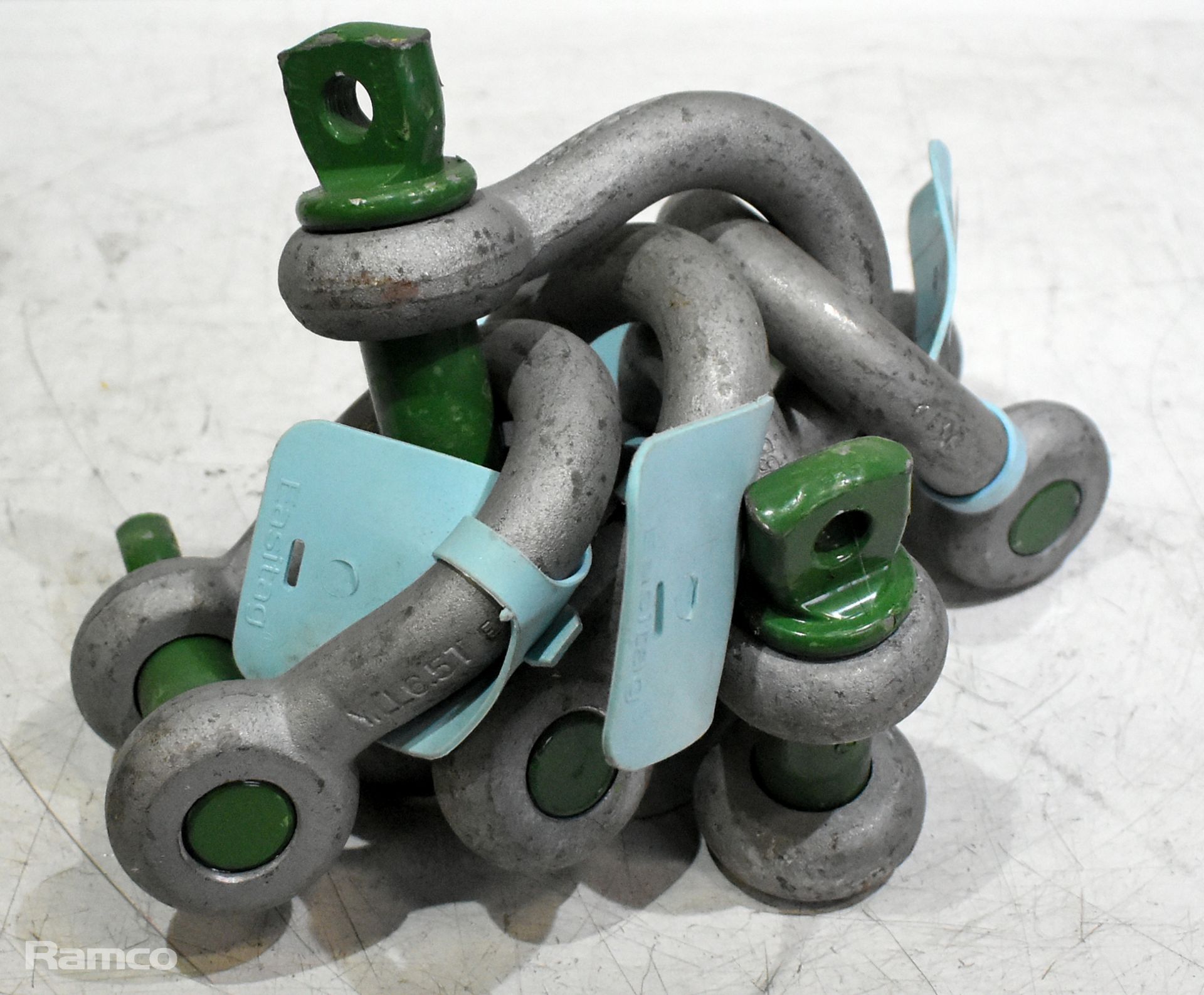2x Sets of Pin bow shackles - BB6 WLL 6.5T - 5 per set - W 130 x D 50 x H 150mm - Image 2 of 5