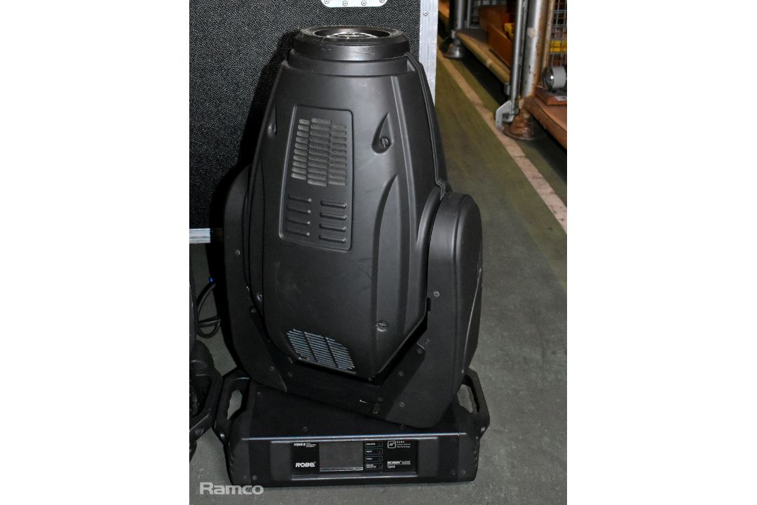 2x Robe Robin 600 spot lights in wheeled flight case - W 820 x D 590 x H 870mm - Image 3 of 13
