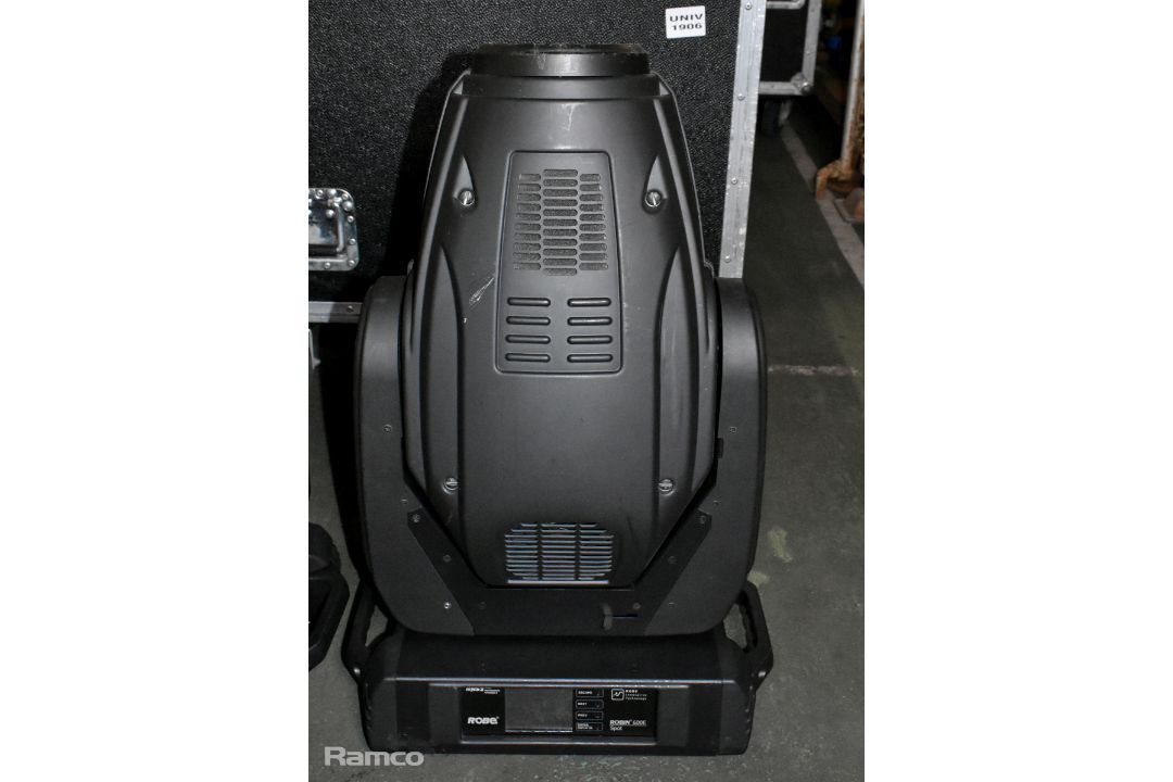 2x Robe Robin 600 spot lights in wheeled flight case - W 820 x D 590 x H 870mm - Image 3 of 12