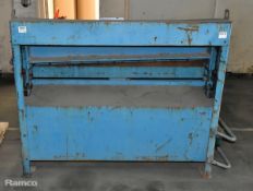 Keetona sheet metal guillotine - W 1680 x D 880 x H 1270mm