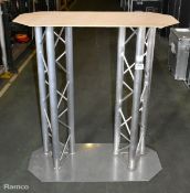 Twin truss stand - W 1000 x D 450 x H 1110mm