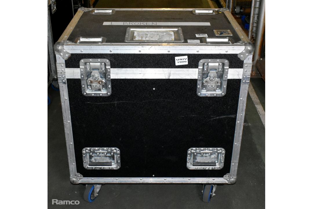 2x Robe Robin 600 spot lights in wheeled flight case - W 820 x D 590 x H 870mm - Image 9 of 10