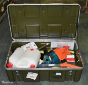 Makita DCS5030 professional 50cc petrol chainsaw with accessories in carry case