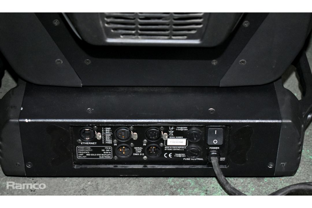 2x Robe Robin 600 spot lights in wheeled flight case - W 820 x D 590 x H 870mm - Image 8 of 12