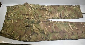 Various types of ex-military camo clothing - may include accessories - 208kg – may require repair