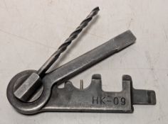 76x British Army rifle gun cleaning combination tools