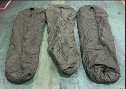 30x Medium weight sleeping bags - various types - may include arctic