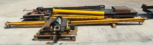 Ti Bradbury four post hydraulic vehicle lift with 2x jacking beams - full details in description