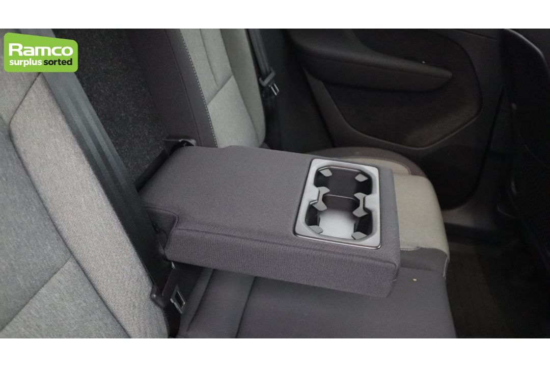 2023 Volvo XC40 T4 Plus Recharge – full details in the description - Image 26 of 47