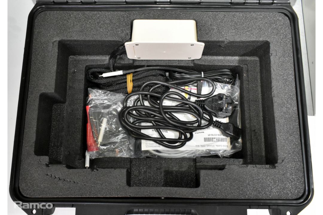 Associated Research INC 3605 AC withstand voltage tester in flight case - W 490 x D 390 x H 185mm - Image 4 of 7