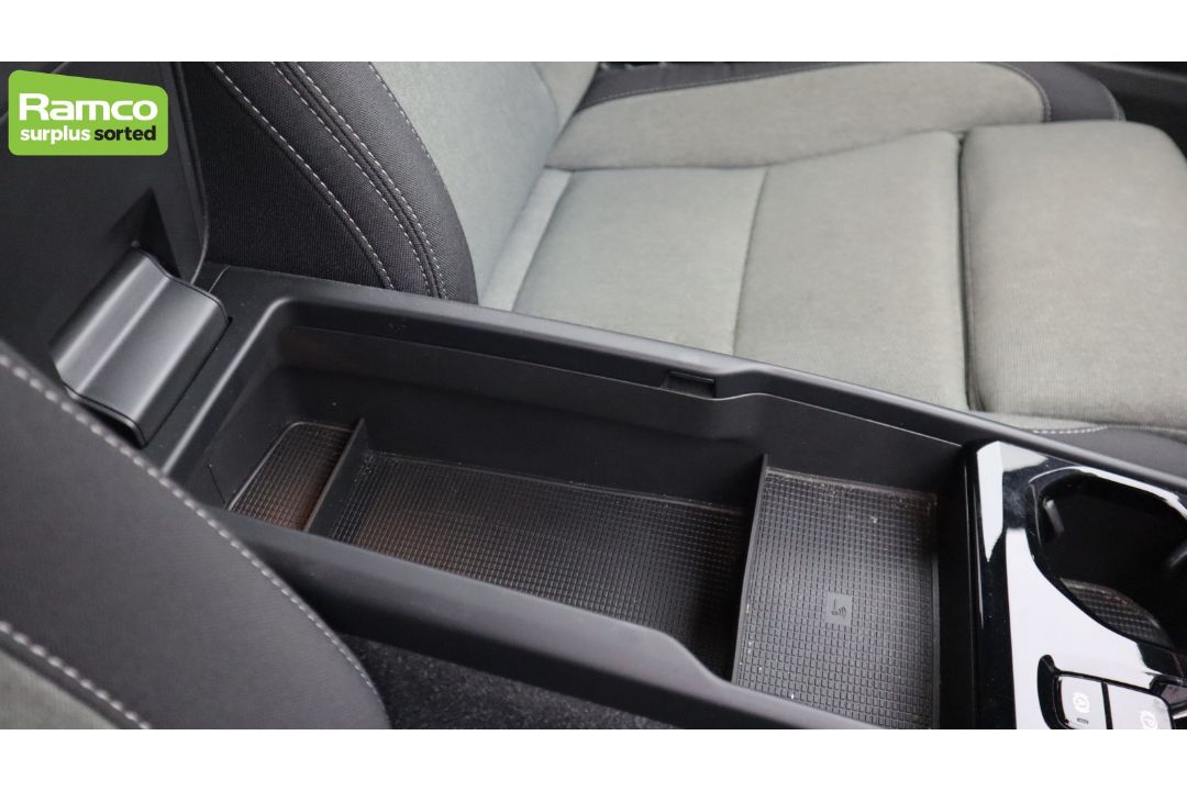 2023 Volvo XC40 T4 Plus Recharge – full details in the description - Image 20 of 47