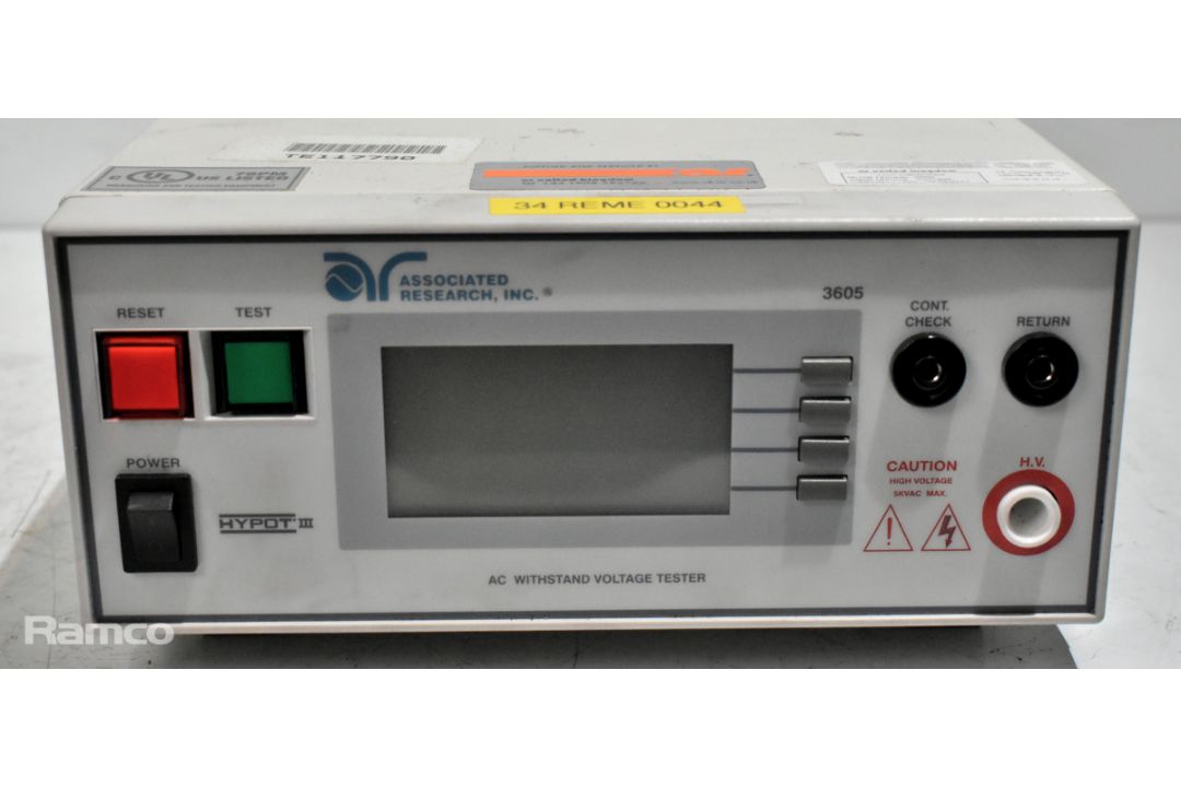 Associated Research INC 3605 AC withstand voltage tester in flight case - W 490 x D 390 x H 185mm - Image 2 of 9